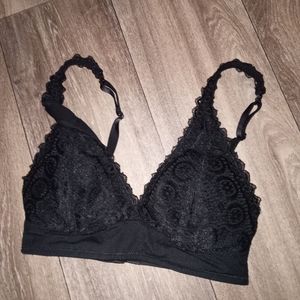 So black lace bra size small wireless
